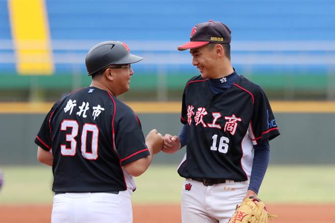 莺歌工商「怪投」陈冠豪。（学生棒联提供）