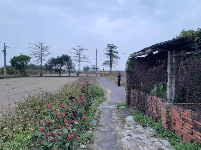 台南市七股區下午發生一起命案，兩名國小同學疑似因債務糾紛互砍，其中一人喪命。（讀者提供／莊曜聰台南傳真）