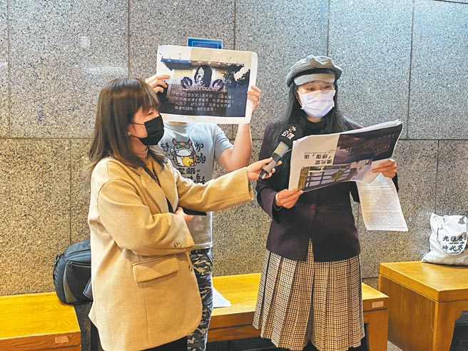 位在台湾大学内的鹿鸣堂（原侨光堂）（摘自侨光堂记忆行动粉丝专页），在2018年以原名被登录为歷史建筑，不过近日台大完成修復再利用计画，却遭文资团体质疑，设计未符合当初登陆为文资的意涵。（游念育摄）