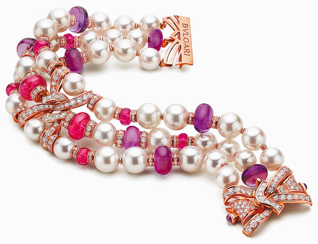 宝格丽BAROCKO系列红碧玺、珍珠与钻石手炼，824万3000元。（BVLGARI提供）