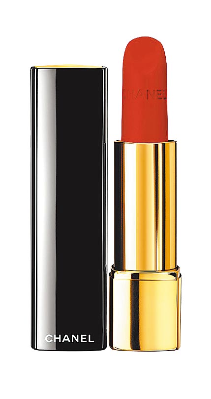 香奈儿超炫耀的丝绒唇膏#56生命之泉，1350元。（香奈儿提供）