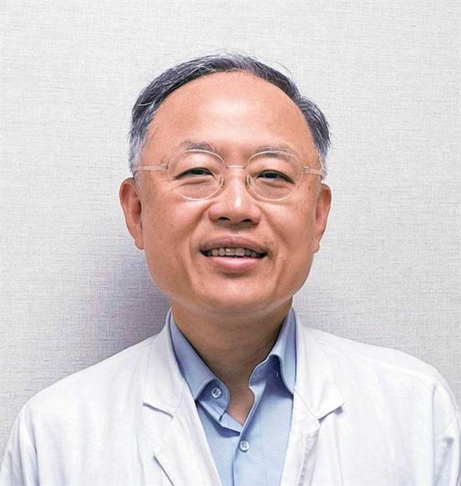 医师叶俊男表示，遗传性癌症基因的致病性是确定的，犹如命中注定。（图／叶俊男医师提供）