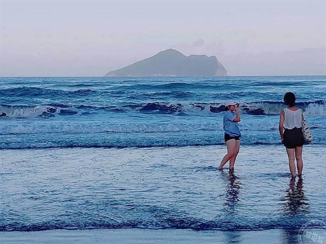 远眺龟山岛。（旅游经提供）