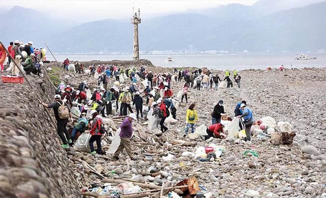 净滩。（东北角暨宜兰海岸风管处提供）