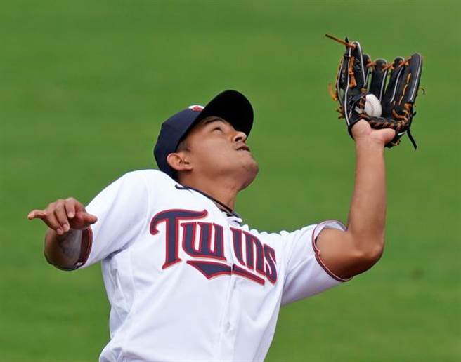 双城队台将林子伟先发担任三垒手。（路透）