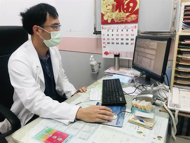 大甲李綜合醫院新陳代謝科陳昱瑋醫師建議，民眾應維持良好的飲食及運動習慣，定期檢查防微杜漸。（大甲李綜合提供／陳淑娥台中傳真）