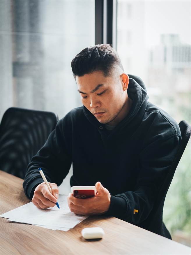 李玖哲將在下個月將連辦兩場讚聲演唱會。（寬宏藝術提供）