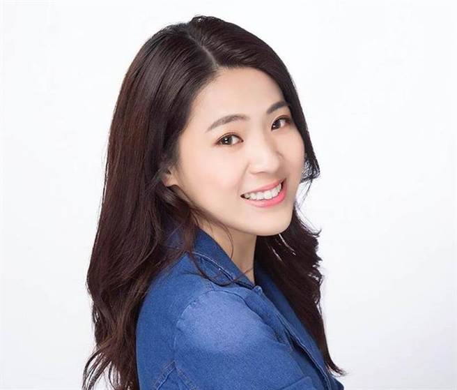 讨论国军菜单私密对话遭绿委偷窥 国民党台北市议员徐巧芯：感觉被骚扰、有够噁心。(图/翻摄自 徐巧芯 脸书)