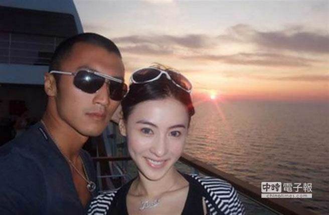 当年陈冠希不雅照流出，张柏芝和谢霆锋婚姻也面临考验，两人在事发3年后仍走上离婚这条路。(图/ 摘自微博)