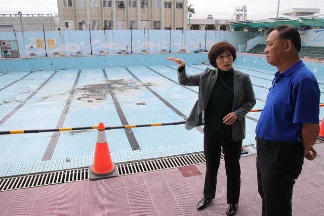 台东县民面临无公共游泳池的窘境，县府为解决县民需求，将整修国立台东大学游泳池，预计在2022年开放。（台东县政府提供／蔡旻妤台东传真）