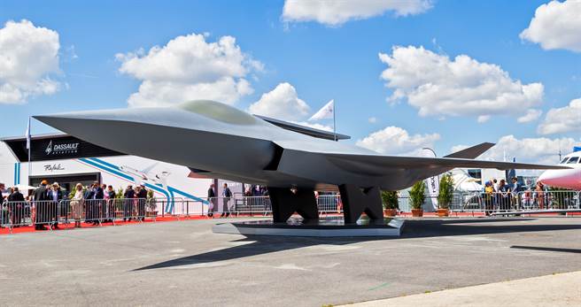 土耳其航空航天工业（Turkish Aerospace Industries，TAI）2019年6月20日在巴黎航空展（Paris Air Show）展示的TF-X隐形战机全尺寸模型。（达志影像/Shutterstock）