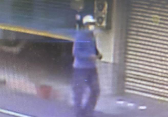 北部住宅惯窃跨数县市闯空门，留下作案身影让警方掌握身分，苗栗警北上逮人送办。(警方提供)
