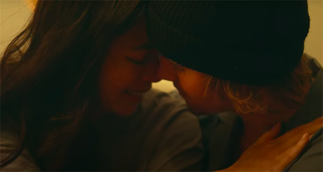 小贾斯汀与高凌风女儿同台飙戏。（摘自YouTube）