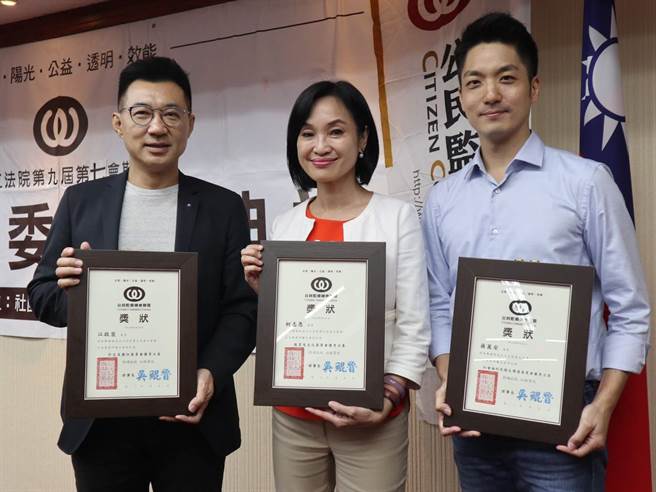 江启臣和立委伙伴默契十足。/中时新闻网资料照
