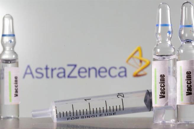 歐洲藥管局建議AZ疫苗可以用於年齡在18歲以上的「所有人」，包括65歲以上的年長者。（圖／路透）