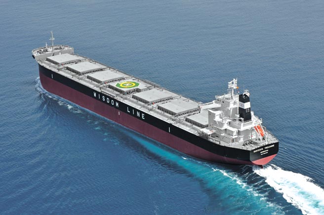 目前慧洋旗下艘数最多的轻便型船，现货市场日租是成本价三倍，次多的巴拿马型船是成本价两倍。图／慧洋提供