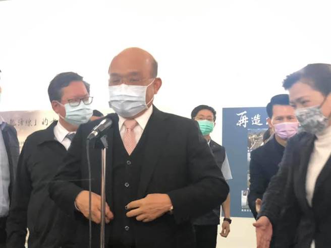 行政院长苏贞昌说会成立基金保护藻礁。(吕筱蝉摄)