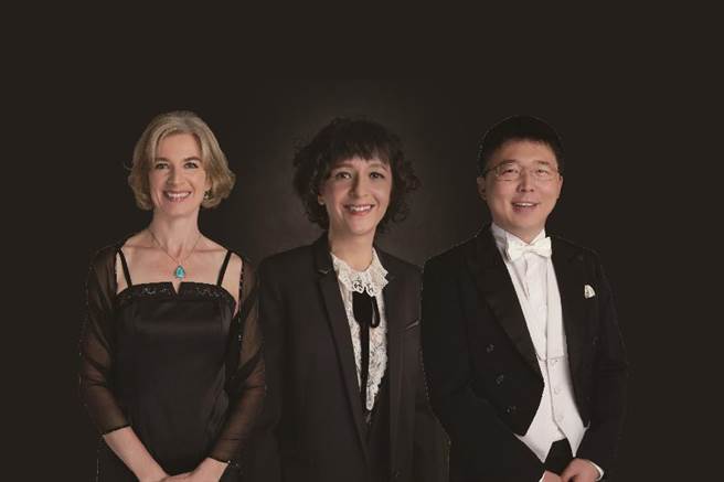 2016年唐奖生医奖得主Jennifer Doudna 、Emmanuelle Charpentier与张锋。(唐奖教育基金会提供／李侑珊台北传真)