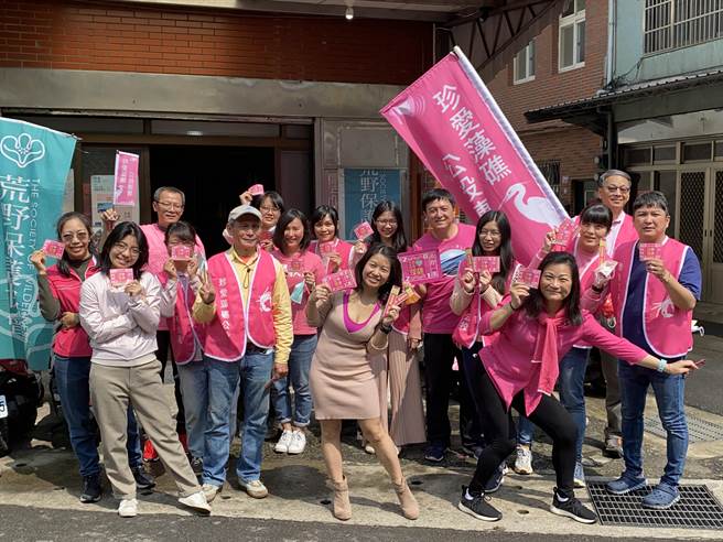 藻礁公投领衔人潘忠政强调，「藻礁公投不可能撤案」，因为这代表50万余人的意志。（藻礁公投工作小组提供／林良齐台北传真）