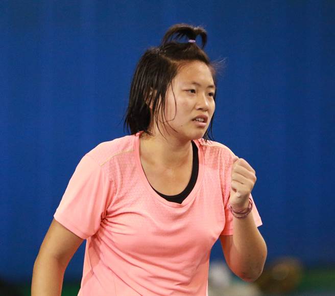 曾子颖在圆山青少年网球菁英邀请赛女子组封后。（圆网1416公益信托基金提供）