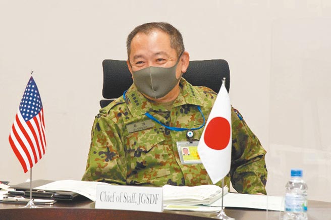 2021年3月5日 据共同社5日报导，日本陆上自卫队一把手、陆上幕僚长汤浅悟郎4日在记者会上透露，正在协调于日本国内与法国陆军、美军陆战队举行联合演训。若实现，这将是日美法三国陆上部队在日本的首次正式演训。具体演训地点与参加队员规模未定，汤浅称「最快也要到5月以后」。（摘自日本陆上自卫队脸书）