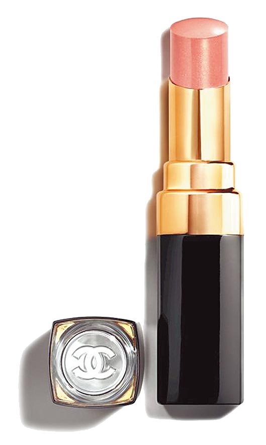 香奈儿COCO晶亮水唇膏#154白桃（限量），1350元。（香奈儿提供）