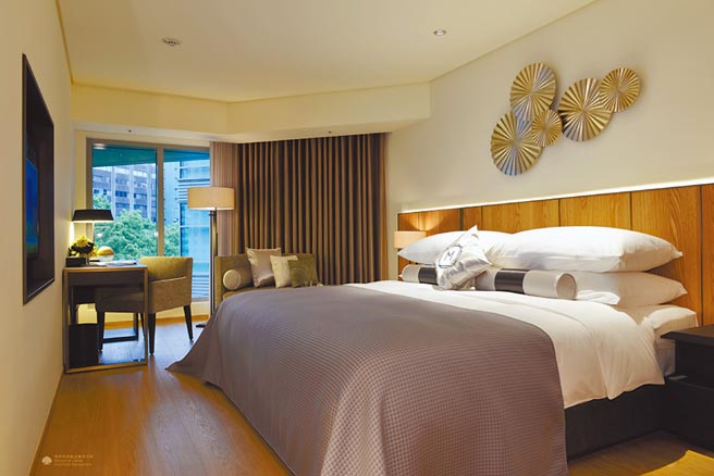 慕軒飯店「LOVE在一起」住房專案優惠每晚1999元起，輕鬆入住米其林指南推薦旅宿。（慕軒飯店提供）