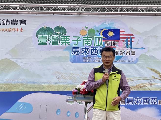 農委會主委陳吉仲7日受訪表示，上午有收到藻礁環團取消8日會談的訊息，他完全尊重，並表示會持續和環團做各種聯絡討論。（黃立杰攝）