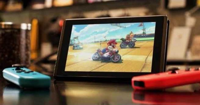 媒体报导任天堂将在今年年中推出採用三星7吋OLED萤幕的Switch。（图／任天堂）