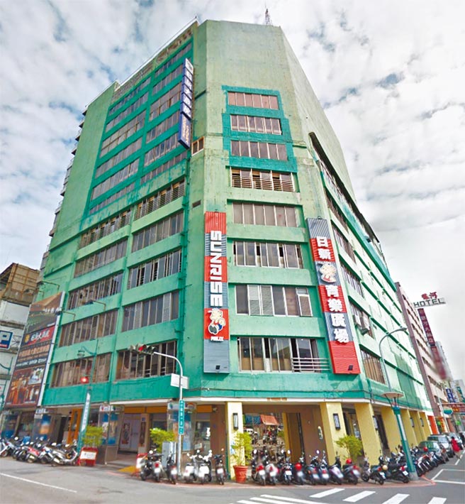 中市老屋都更整建补助，日日新戏院整建维护前。（台中市政府提供／陈世宗台中传真）