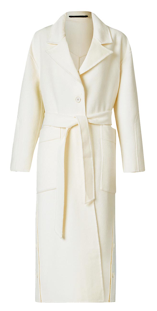 AllSaints Hazel白色绑带长大衣2万1400元。（AllSaints提供）