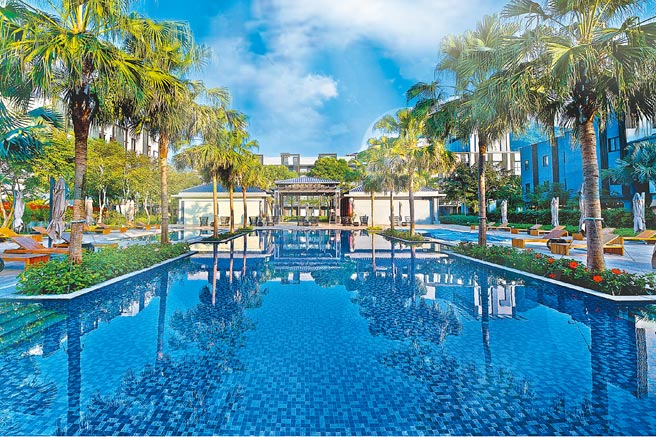 秧悦美地度假酒店拥有度假感十足的户外泳池。（秧悦美地度假酒店提供）