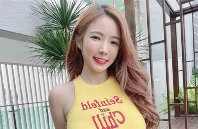 蓝星蕾外型甜美还有魔鬼般火辣身材。(图／翻摄自IG)