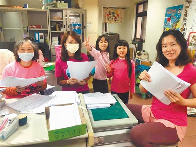 珍爱藻礁公投连署迈向60万份大关。（取自珍爱藻礁公投脸书）