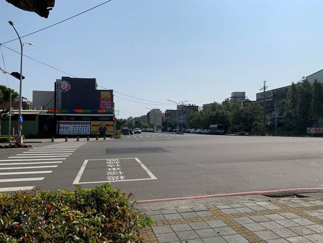竹南鎮公所爭取經費改善環市路二、三段及周邊易肇事路口行人空間，將全面提升學童及行人用路安全。（竹南鎮公所提供／何冠嫻苗栗傳真）