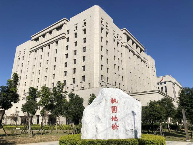 5月大女婴疑跟父母同床遭棉被盖口鼻送命，桃检相验厘清死因。(蔡依珍摄)