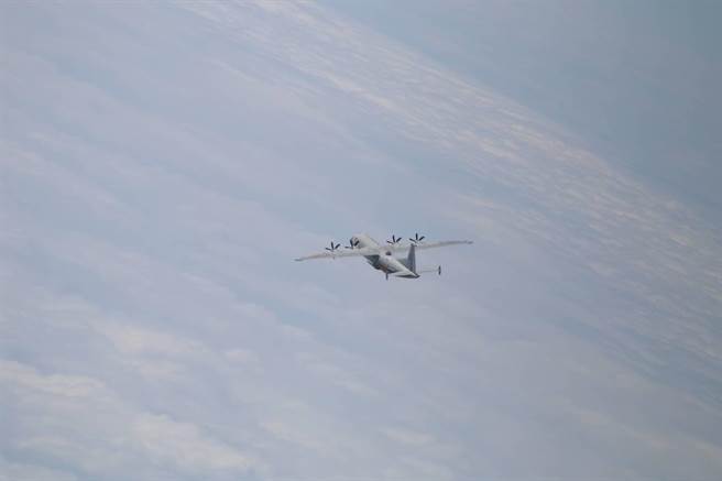 运8技术侦察机。空军提供。