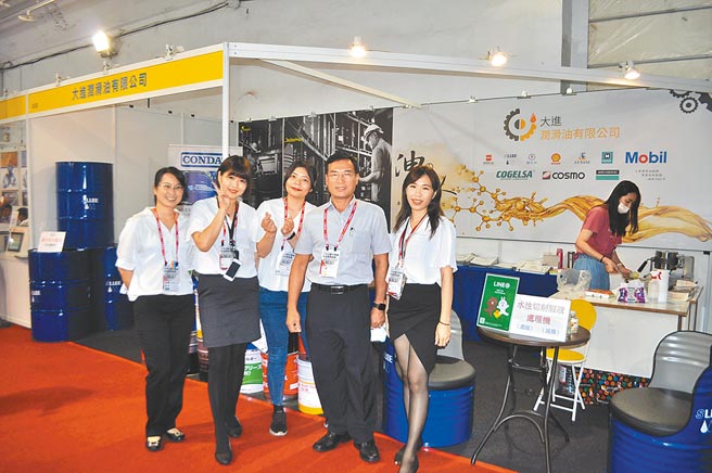 大進潤滑油去年參展團隊表現亮眼，吸引新舊客戶參觀，今年將展區選在大門入口服務台旁邊，將更顯眼。圖／郭文正