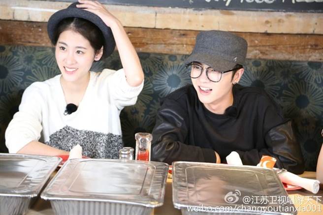 张碧晨和华晨宇育有一个孩子。(图/翻摄自微博)