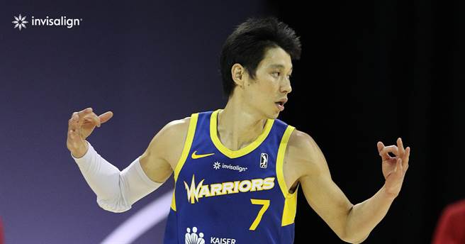 林書豪在G-League季後賽攻下12分、8助攻，幫助聖克魯斯勇士擊潰毒蛇，輕鬆晉級四強。(取自聖克魯斯勇士推特)