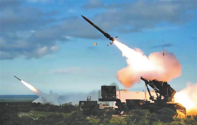 台湾对美军购屡创新高。图为美国国务院批准售台的爱国者三型（PAC-3）飞弹延寿案。（取自美国陆军官网）