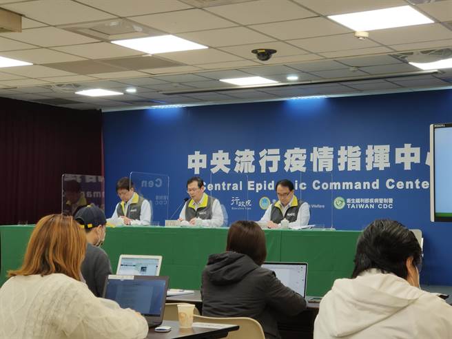 指挥中心今日召开例行记者会，说明最新疫情情况。(李侑珊摄)