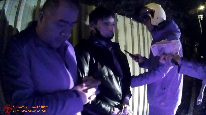 竹南警分局在24小時內立破住宅竊案，逮捕吳姓慣竊。（竹南警分局提供／謝明俊苗栗傳真）