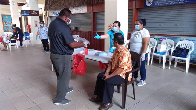 帛琉模擬抵達後的流程跟可能發生的狀況。（新光醫院提供／林周義台北傳真）