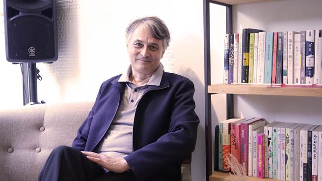 德籍指挥家准．马寇尔再次来台，这次为老大师指挥家史特拉金代打演出。（国家交响乐团提供）