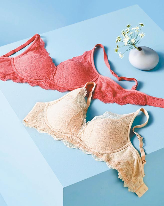 黛安芬Fit Smart 智能贴合系列（知性裸、活力红）产品情境照，1780元起。（黛安芬提供）