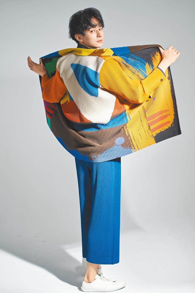 張軒睿近來作品不少，從《我的男孩》，到《用九柑仔店》、《訪客》，都是既叫好又叫座的好戲。（JOJ PHOTO攝）