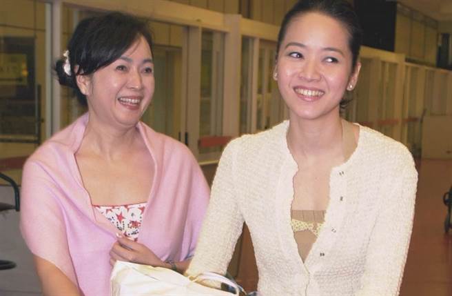 侯佩岑妈妈林月云，在节目上提及昔日2度抢闺蜜老公情史，引发外界狂轰。（图／中时资料照）