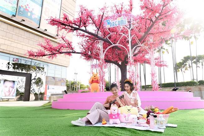 （夢時代自周五起推出「開心花．美麗GO」滿額回饋活動。圖／夢時代提供）
