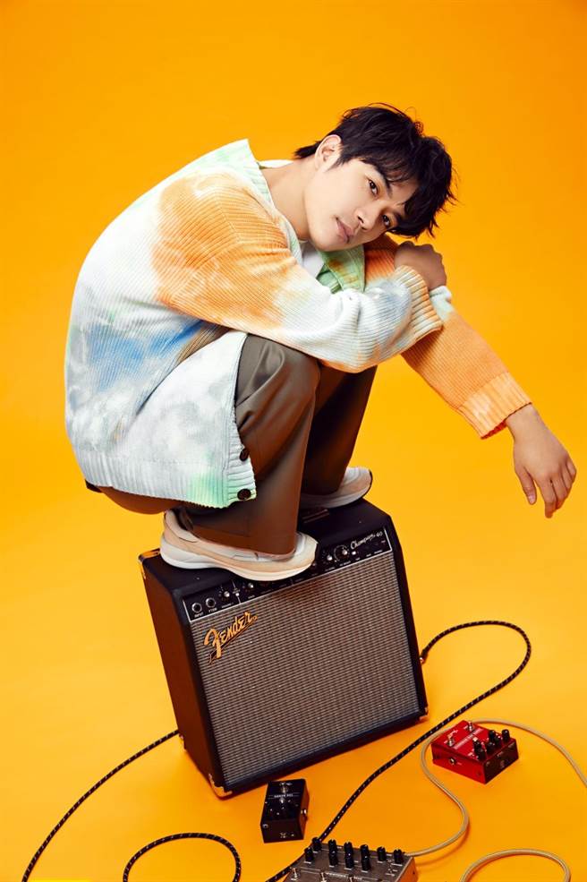 刘家凯推出首支单曲〈别像个男人〉(环球音乐提供)